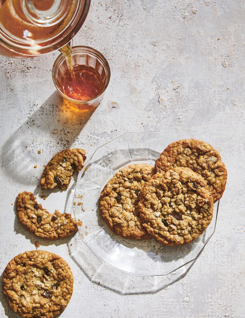 Chunky Oat and Raisin Cookies Recipe by Emelia Jackson