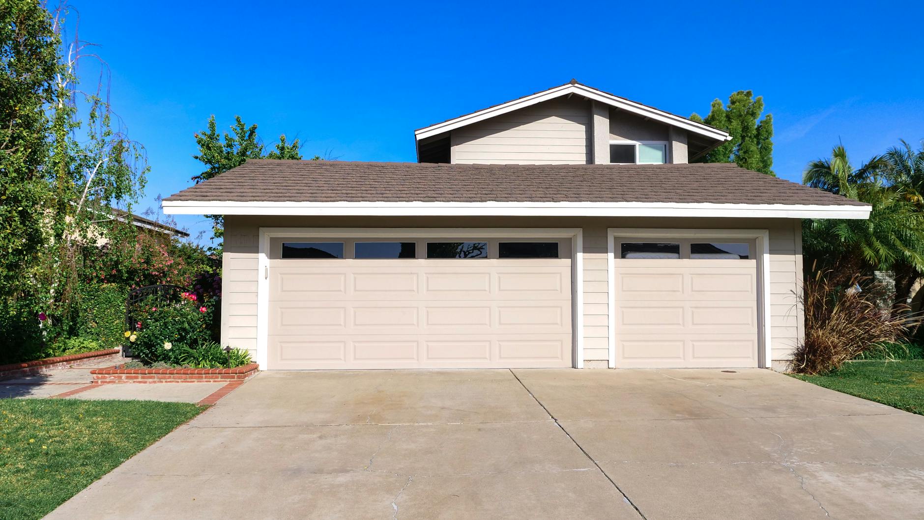 photo of a home exterior