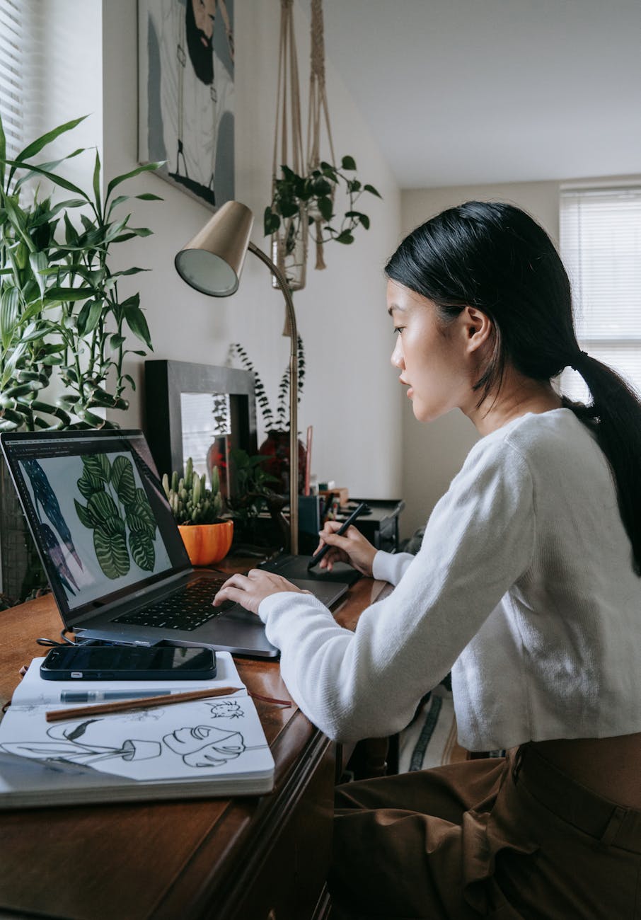 woman working on her laptop