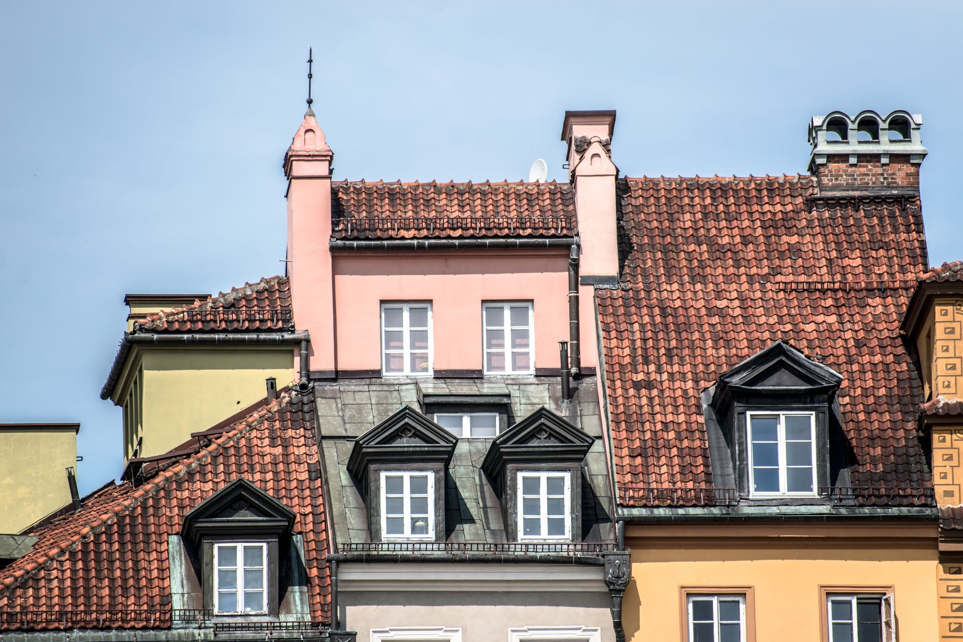 roofs of townhouses